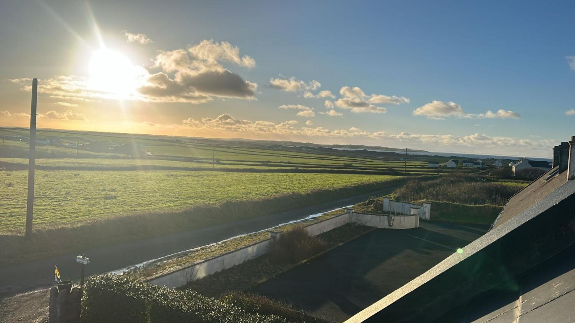Coastal View Cottage Mullagh  Buitenkant foto